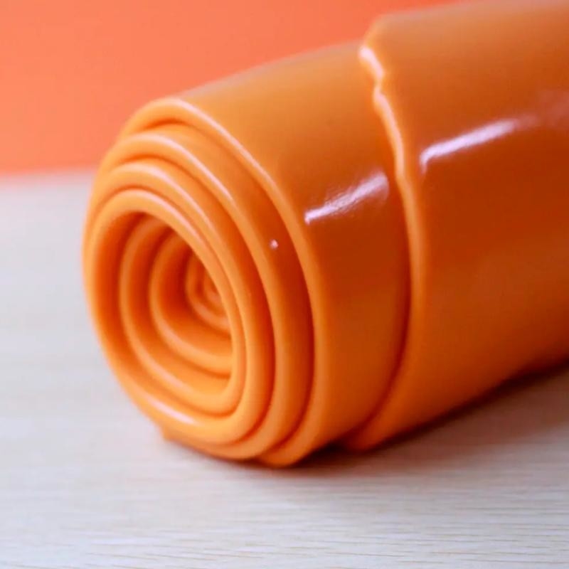 Support Color Customization 7150 MVQ Silica Rubber 8Mpa Raw Material for Molding